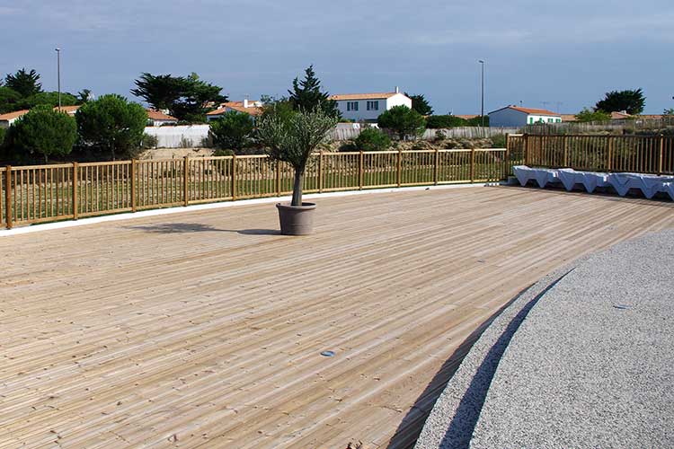 Gaillot et Fils fabricant français et poseur de platelages terrasses bois