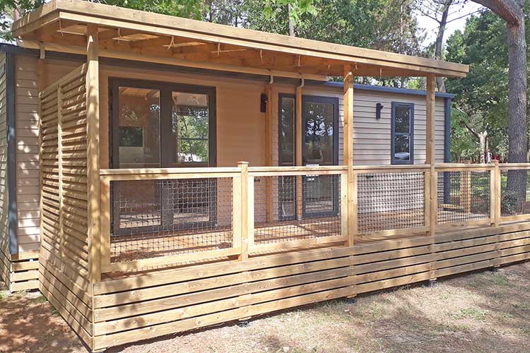 Gaillot et Fils fabricant français de Terrasses bois 4m50 | 6m | 7m50 | 9m et sur mesure pour mobil-homes